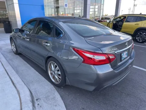 More photos of 2017 Nissan Altima 2.5 SV at Jim Norton T-Town Chevrolet, OK