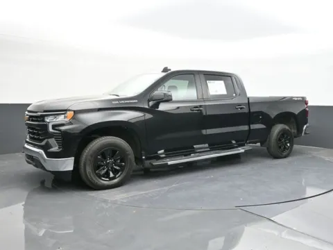 More photos of 2023 Chevrolet Silverado 1500 LT at Jim Norton T-Town Chevrolet, OK