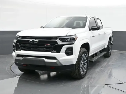 Photos of 2025 Chevrolet Colorado Z71 for sale in Tulsa, OK at Jim Norton T-Town Chevrolet