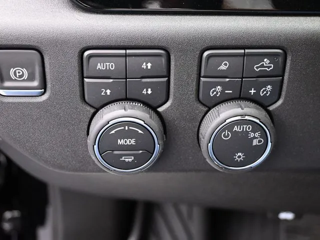 2026 Chevrolet Silverado 1500 LT photo 29