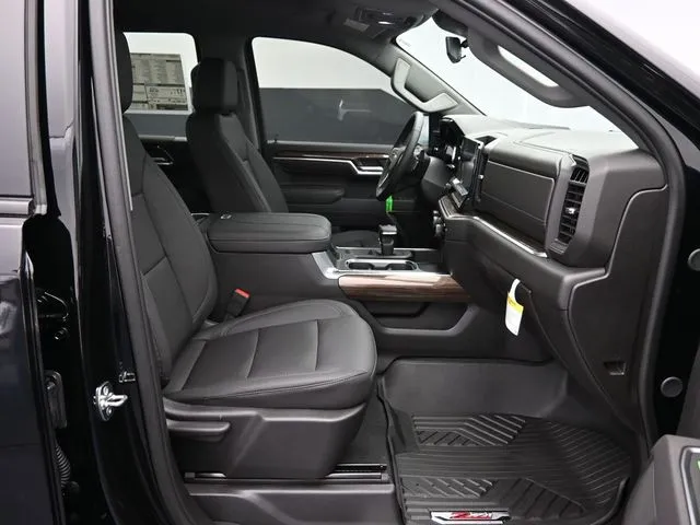 2026 Chevrolet Silverado 1500 LT photo 12