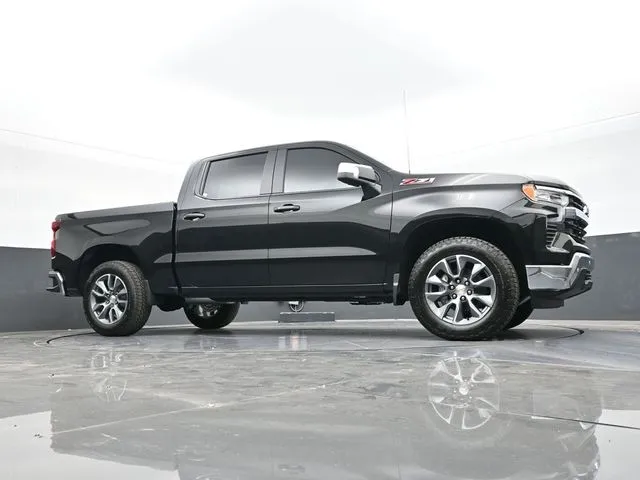 2026 Chevrolet Silverado 1500 LT photo 33