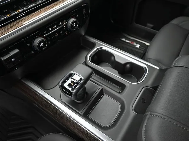 2026 Chevrolet Silverado 1500 LT photo 47