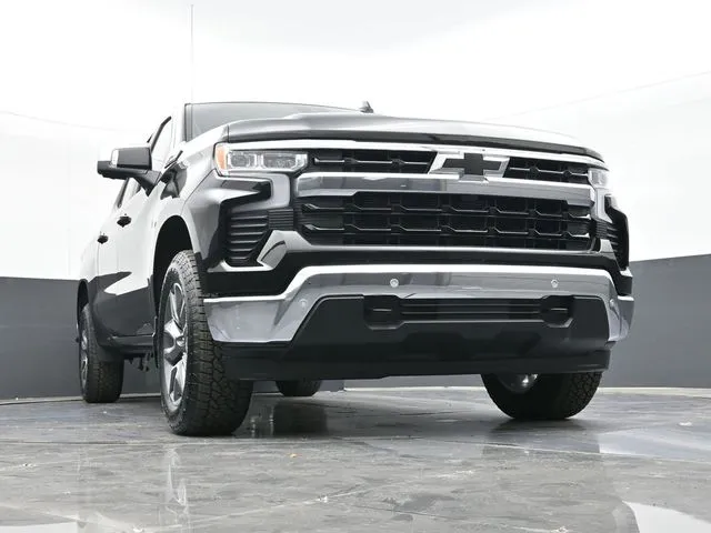 2026 Chevrolet Silverado 1500 LT photo 15