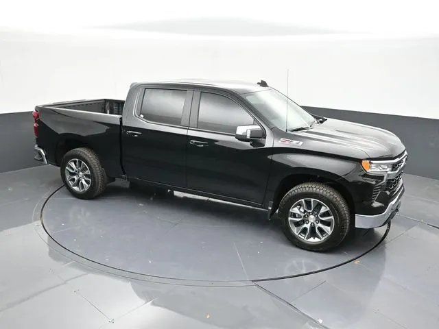 2026 Chevrolet Silverado 1500 LT photo 37