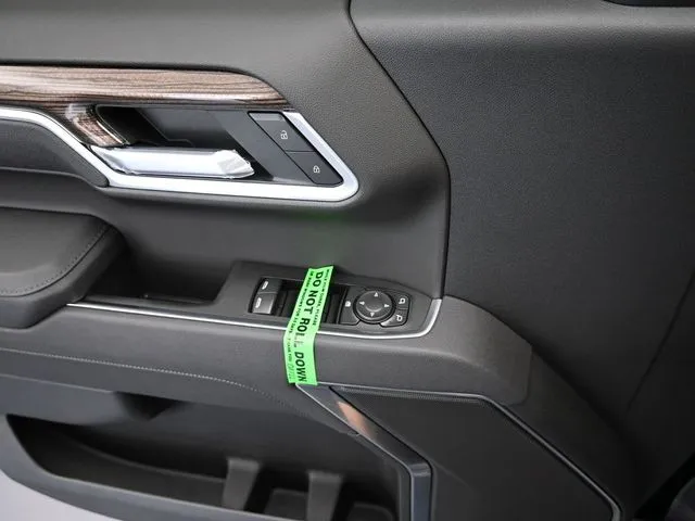 2026 Chevrolet Silverado 1500 LT photo 48