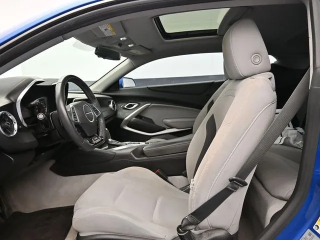 2018 Chevrolet Camaro SS photo 29