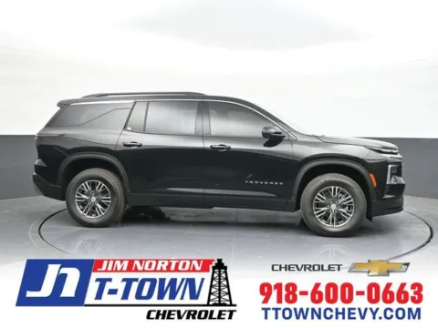 Black 2026 Chevrolet Traverse LT for sale in Tulsa, OK