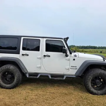 White 2018 Jeep Wrangler JK Unlimited Sport for sale in Tulsa, OK