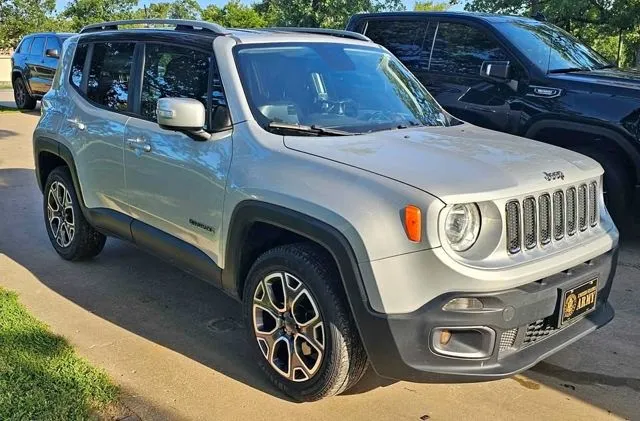 Silver 2018 Jeep Renegade Limited for sale in Tulsa, OK