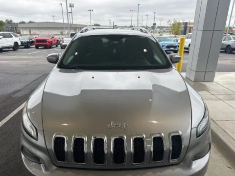 Photos of 2017 Jeep Cherokee Limited for sale in Tulsa, OK at Jim Norton T-Town Chevrolet