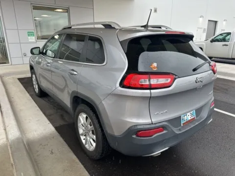 More photos of 2017 Jeep Cherokee Limited at Jim Norton T-Town Chevrolet, OK