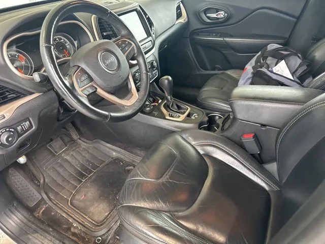 2017 Jeep Cherokee Limited photo 3