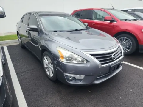 Gray 2014 Nissan Altima 2.5 SL for sale in Tulsa, OK