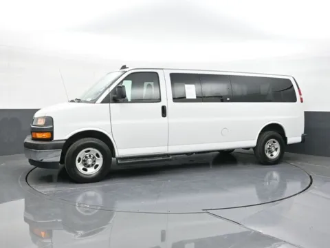 More photos of 2020 Chevrolet Express 3500 LT at Jim Norton T-Town Chevrolet, OK