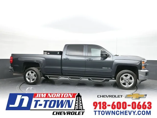 Gray 2018 Chevrolet Silverado 2500HD LT for sale in Tulsa, OK