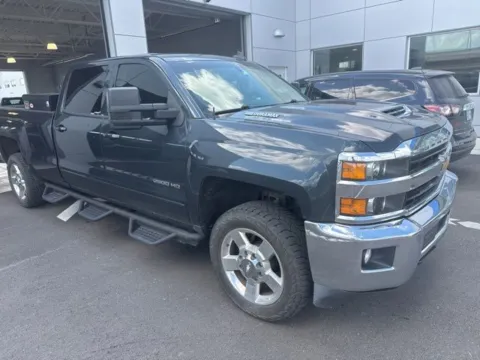 Gray 2018 Chevrolet Silverado 2500HD LT for sale in Tulsa, OK