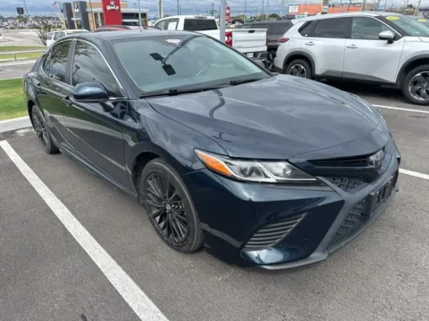 Black 2019 Toyota Camry SE for sale in Tulsa, OK