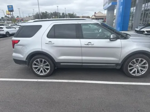 More photos of 2017 Ford Explorer Limited at Jim Norton T-Town Chevrolet, OK