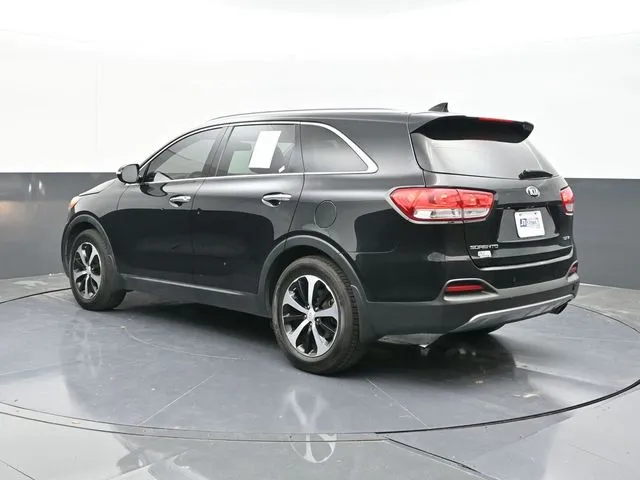 2016 Kia Sorento EX photo 2