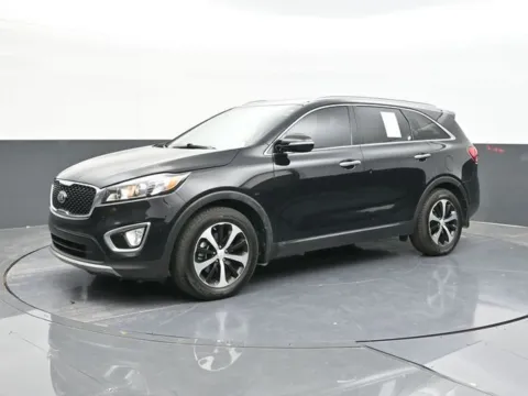 More photos of 2016 Kia Sorento EX at Jim Norton T-Town Chevrolet, OK