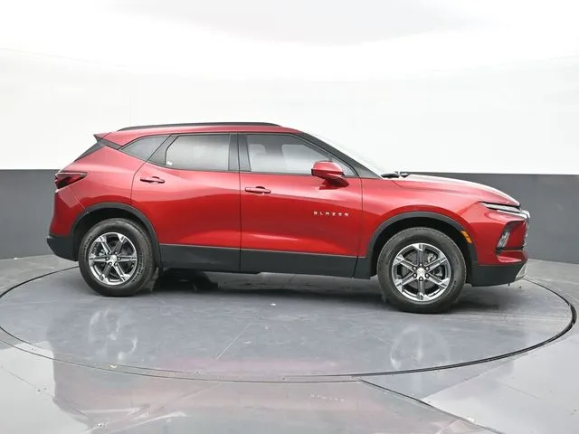 2024 Chevrolet Blazer 2LT photo 4