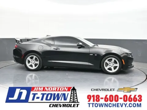 Black 2022 Chevrolet Camaro 1LT for sale in Tulsa, OK