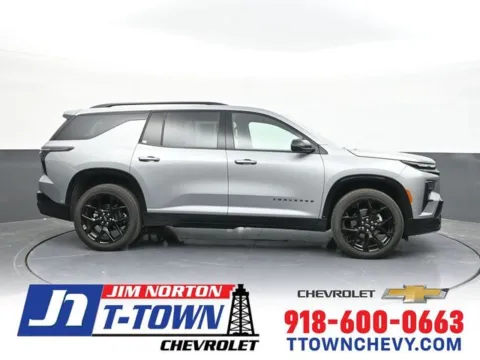 Gray 2024 Chevrolet Traverse RS for sale in Tulsa, OK