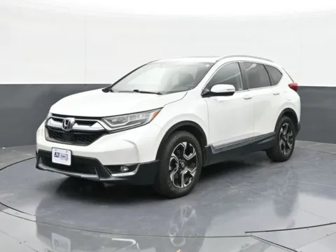 More photos of 2019 Honda CR-V Touring at Jim Norton T-Town Chevrolet, OK