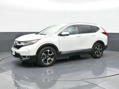 More photos of 2019 Honda CR-V Touring at Jim Norton T-Town Chevrolet, OK