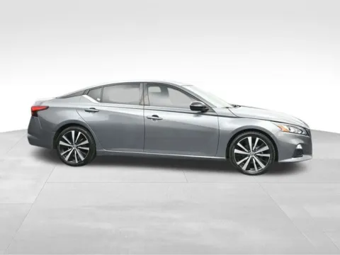 Gray 2022 Nissan Altima 2.5 SR for sale in Tulsa, OK