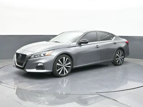 More photos of 2022 Nissan Altima 2.5 SR at Jim Norton T-Town Chevrolet, OK