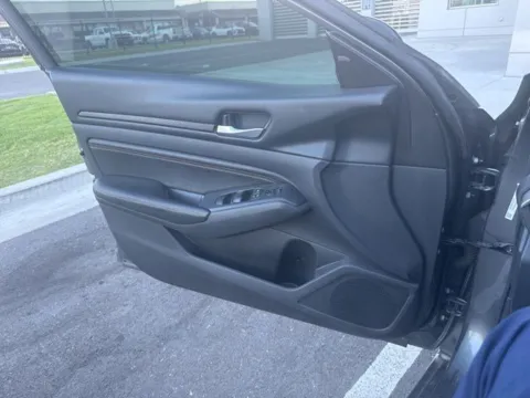 More photos of 2022 Nissan Altima 2.5 SR at Jim Norton T-Town Chevrolet, OK