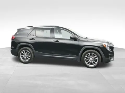 Black 2023 GMC Terrain SLT for sale in Tulsa, OK