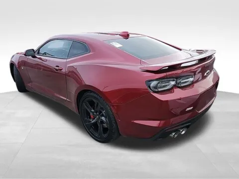 More photos of 2021 Chevrolet Camaro SS at Jim Norton T-Town Chevrolet, OK