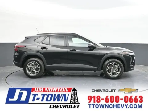 Black 2026 Chevrolet Trax LT for sale in Tulsa, OK