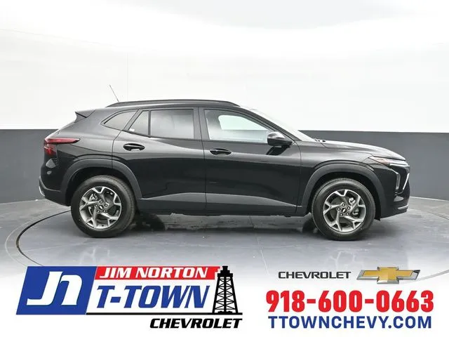 Black 2026 Chevrolet Trax LT for sale in Tulsa, OK