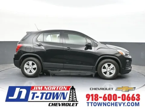 Black 2020 Chevrolet Trax LS for sale in Tulsa, OK