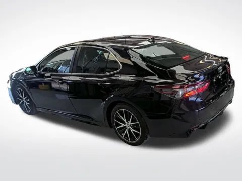 More photos of 2022 Toyota Camry at Jim Norton T-Town Chevrolet, OK