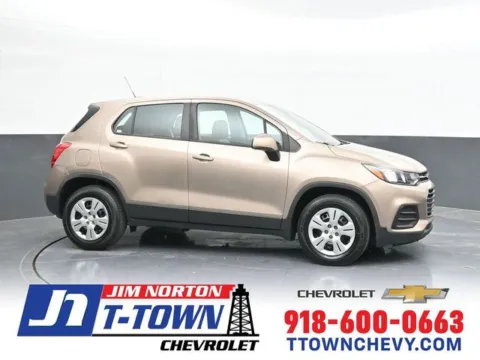 Beige 2018 Chevrolet Trax LS for sale in Tulsa, OK