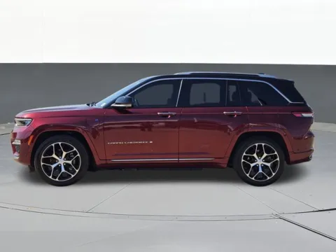 More photos of 2023 Jeep Grand Cherokee Summit Reserve 4xe at Jim Norton T-Town Chevrolet, OK