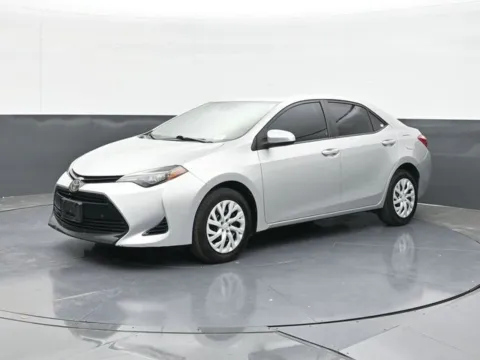 More photos of 2019 Toyota Corolla LE at Jim Norton T-Town Chevrolet, OK