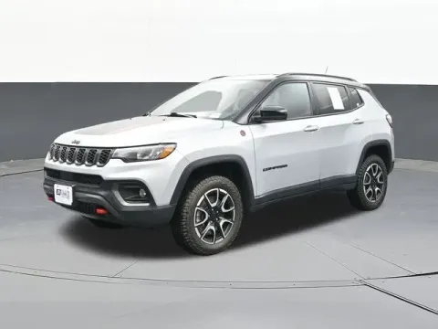 More photos of 2024 Jeep Compass Trailhawk at Jim Norton T-Town Chevrolet, OK