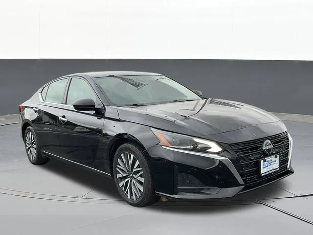 Black 2024 Nissan Altima 2.5 SV for sale in Tulsa, OK