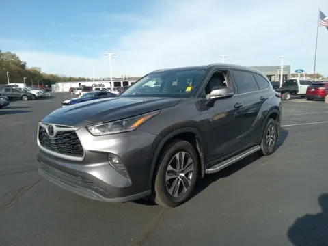 Another view of 2021 Toyota Highlander XLE for sale in Broken Arrow, OK at Jim Norton Ford