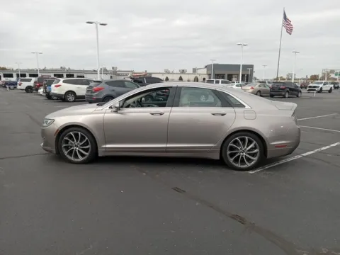 More photos of 2019 Lincoln MKZ Reserve at Jim Norton Ford, OK