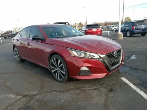 Red 2020 Nissan Altima 2.5 SR for sale in Broken Arrow, OK
