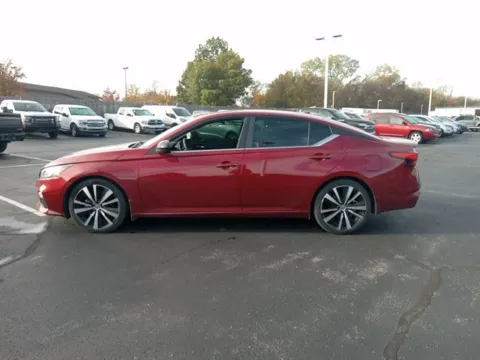 More photos of 2020 Nissan Altima 2.5 SR at Jim Norton Ford, OK