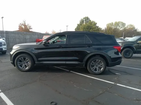 More photos of 2023 Ford Explorer XLT at Jim Norton Ford, OK