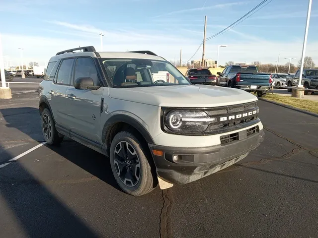 Gray 2023 Ford Bronco Sport Outer Banks for sale in Broken Arrow, OK